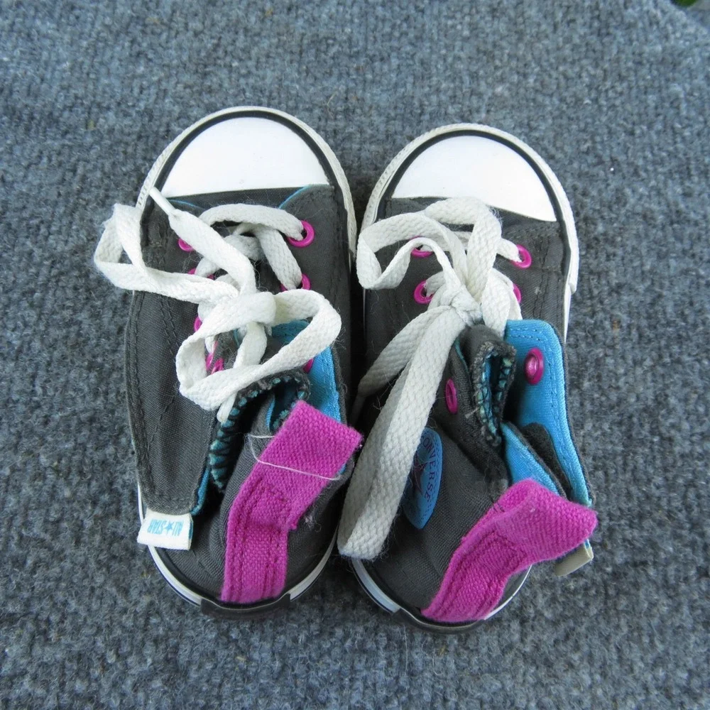 Converse Girls Sneaker Shoes Gray Fabric Lace‎ Up Size T 7 Medium